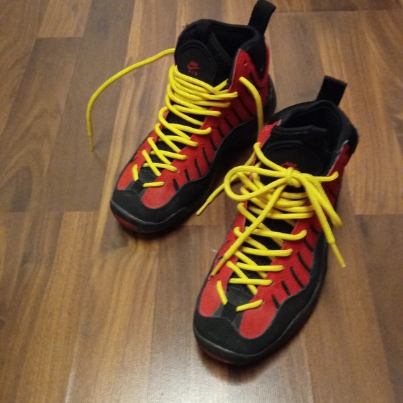 Nike Other - NIKE AIR BAKIN